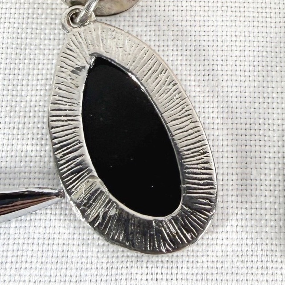 Black Teardrop Dangle Earrings Silver Tone Hammered Oval Boho Jewelry - Picture 5 of 5